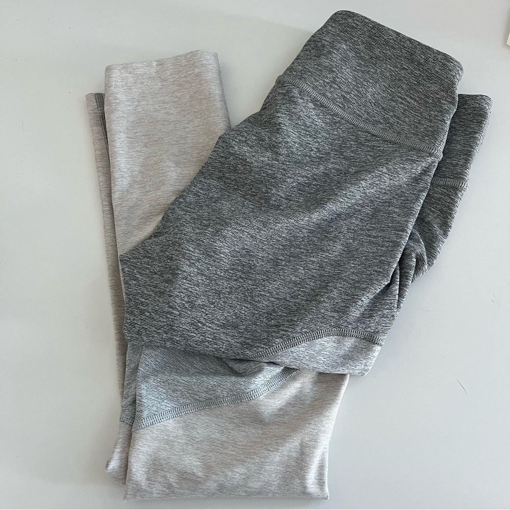 Outdoor Voices Women's Springs 7/8 Leggings Small Gray Tri Color activewear‎